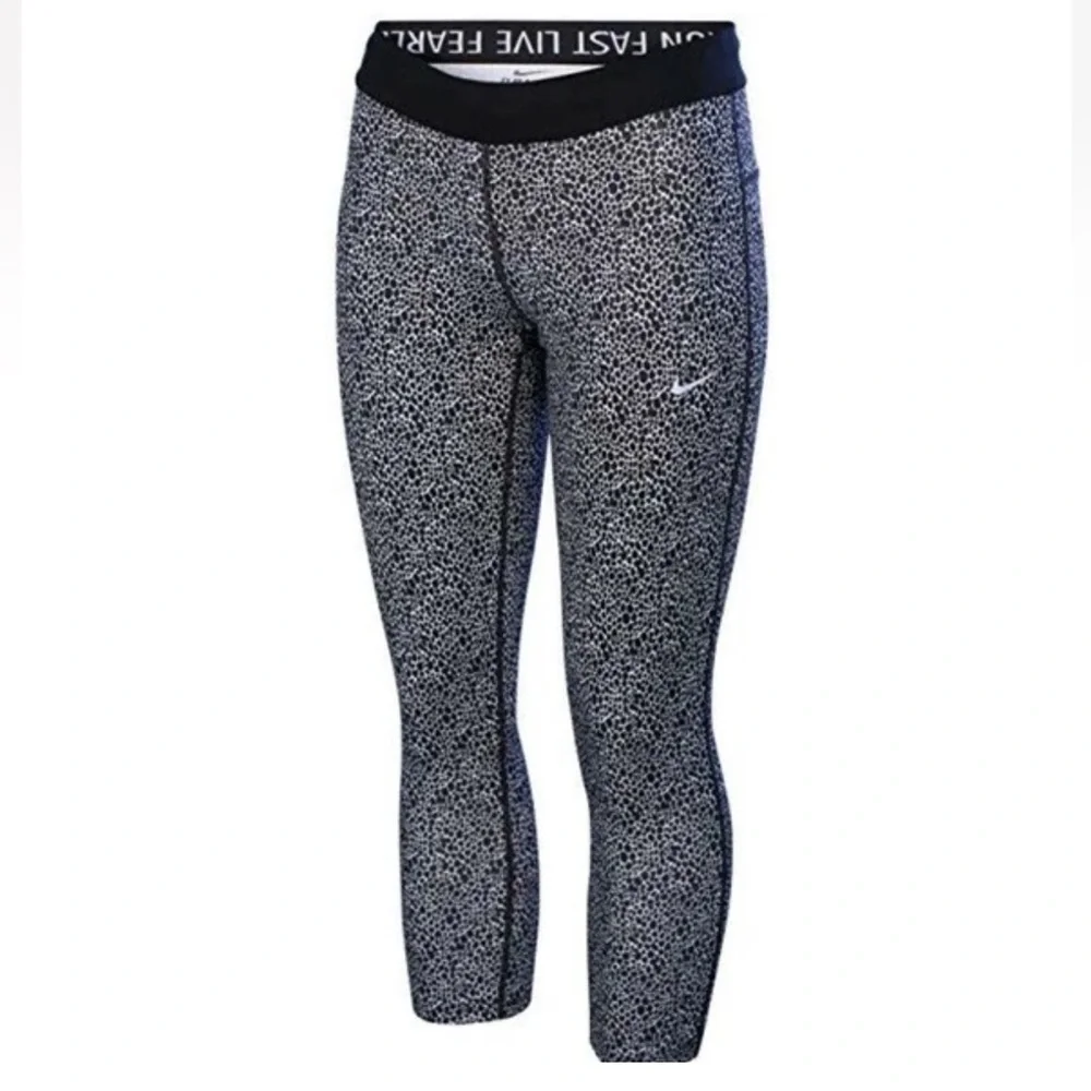 NIKE Dri-Fit Relay Capri Leggings Black White Dot Leopard Print Size Lg - Picture 1 of 6